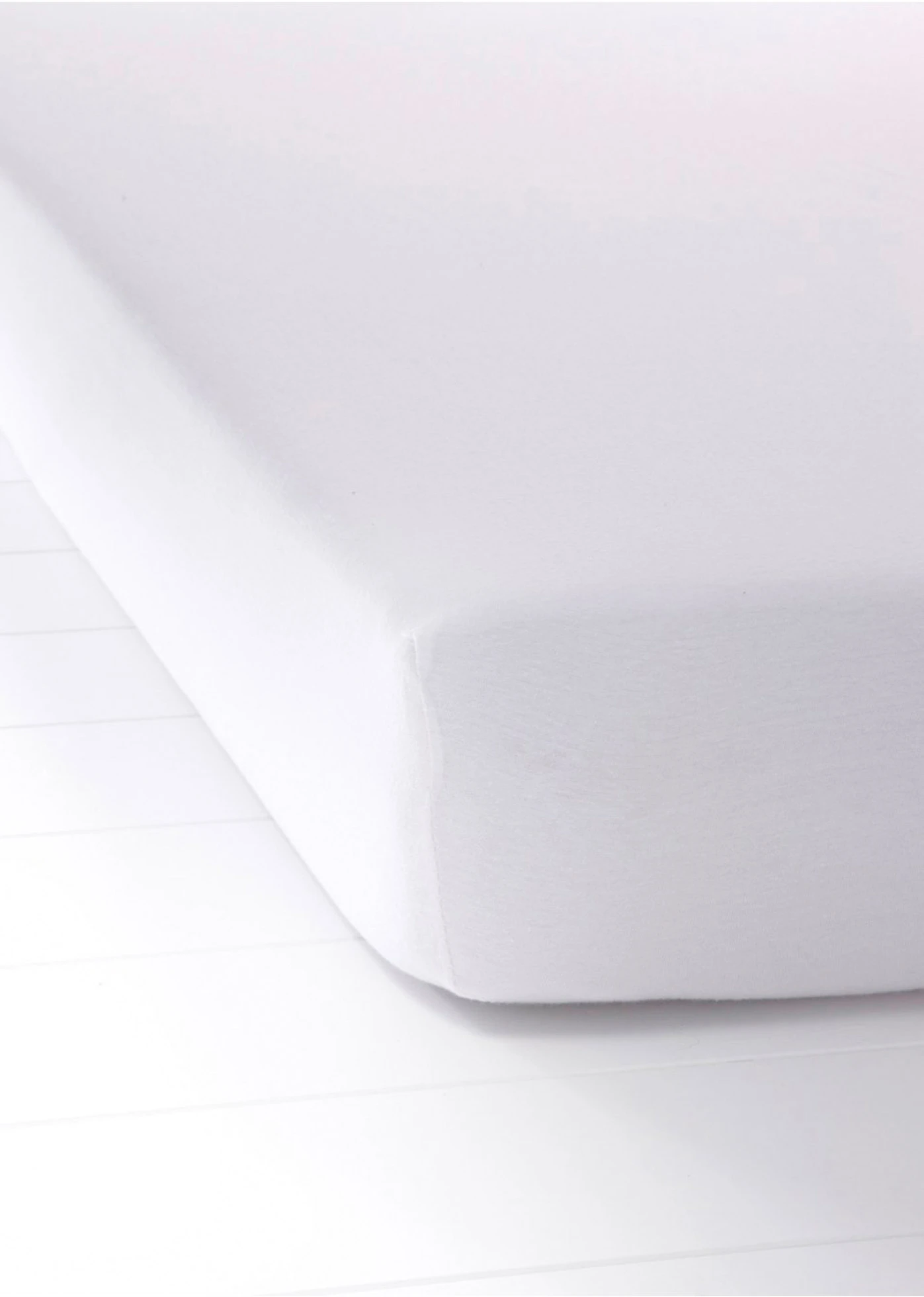 Napínací žerzejové prostěradlo • bílá • bonprix obchod