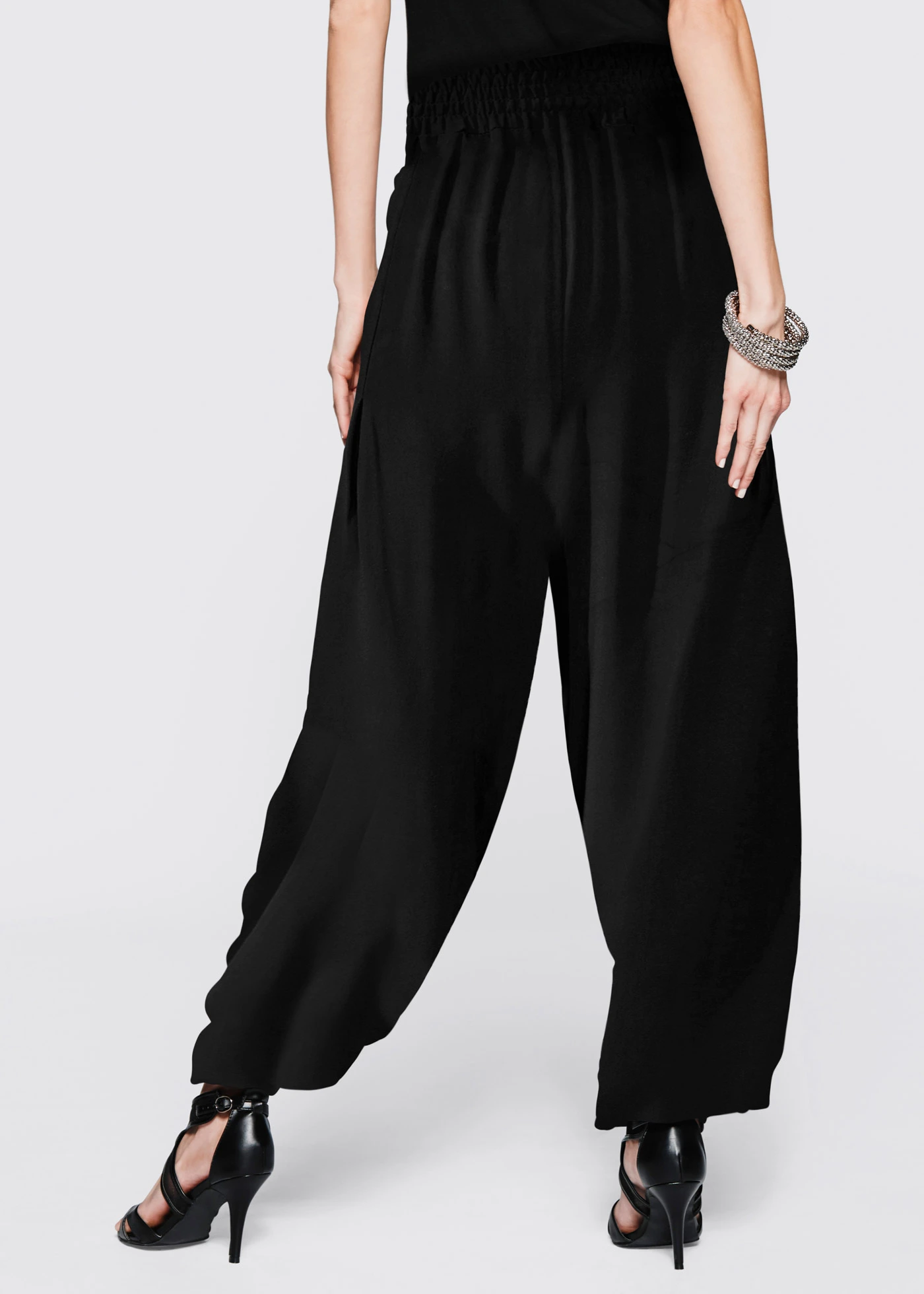 Nohavice palazzo z padavej viskózy • čierna/stredne hnedá leopard potlač • obchod bonprix