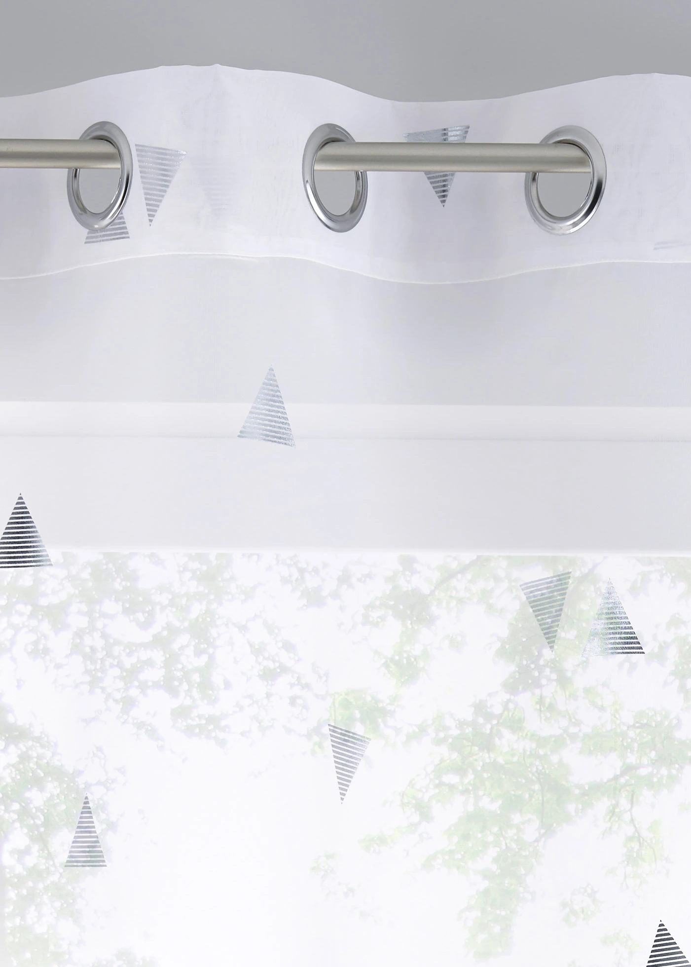 Voilage à imprimé brillant (1 pce) • blanc-argenté • Boutique bonprix