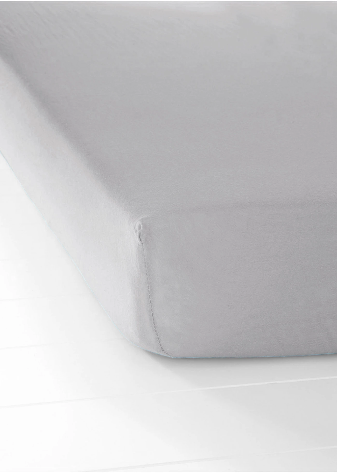 Napínací žerzejové prostěradlo • světle šedá • bonprix obchod