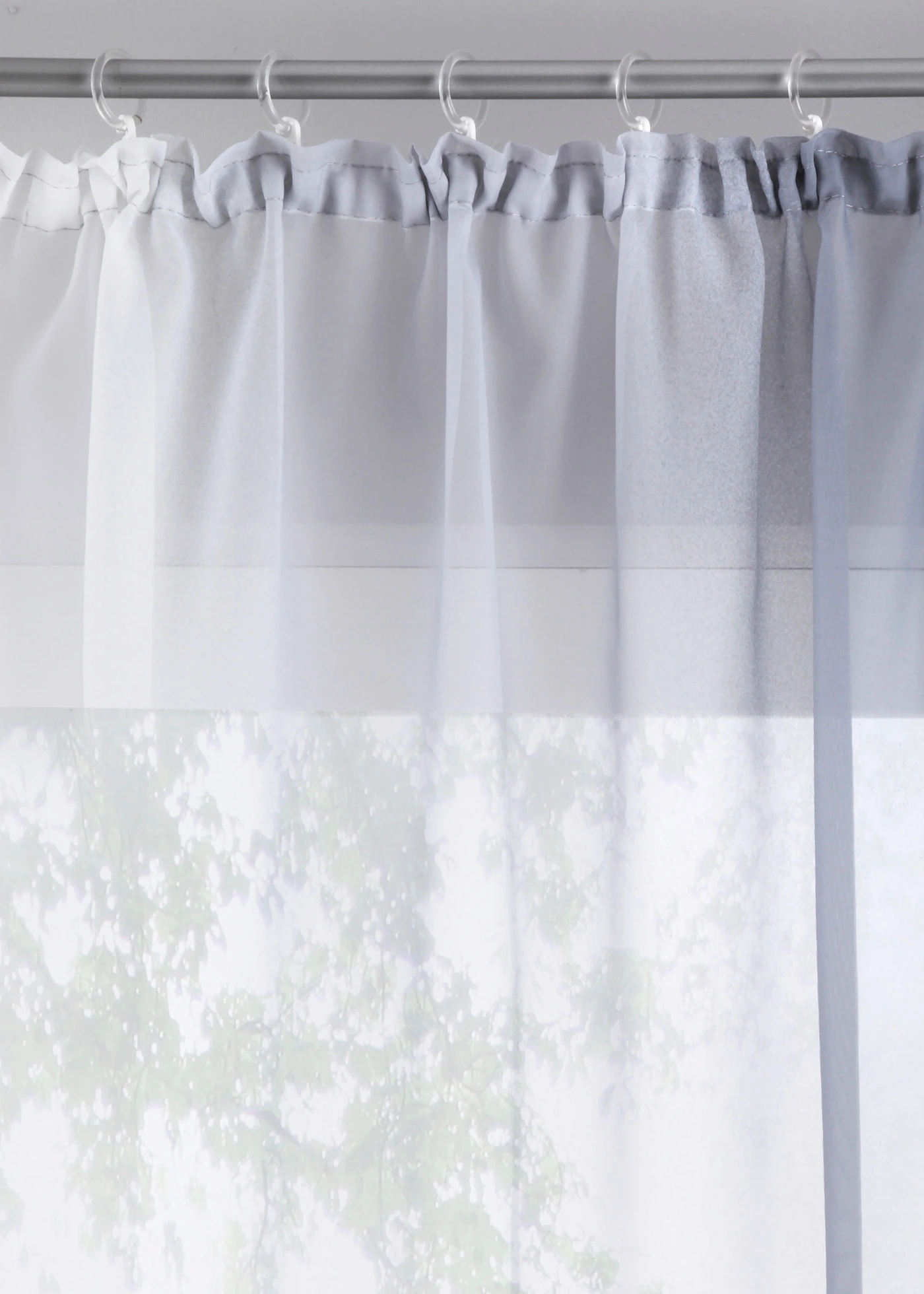 Gordijn van lichte voile, ook verkrijgbaar in extra lang (2 stuks) • grijs • bonprix online shop