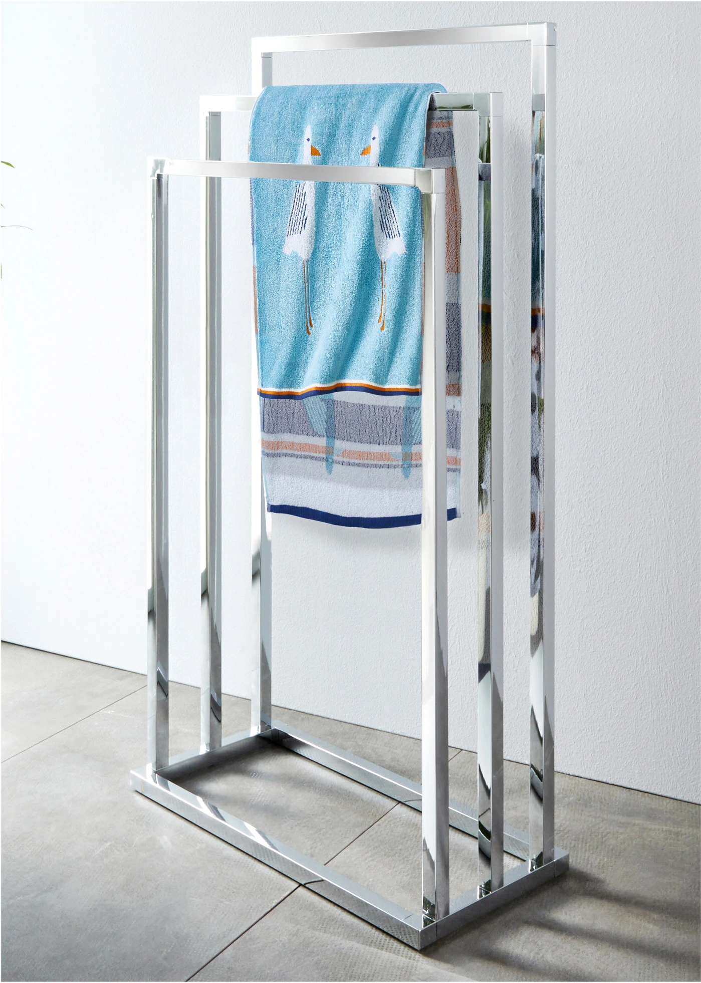 Serviette de toilette pur coton motif mouettes • bleu • Boutique bonprix