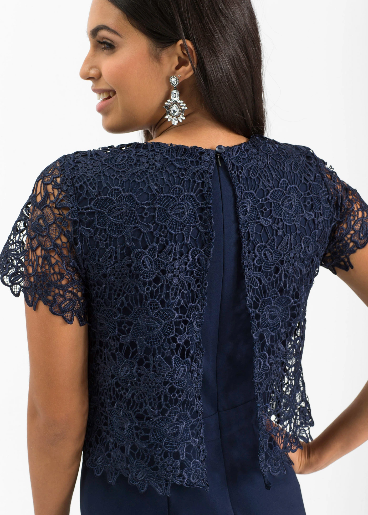 Jumpsuit van zacht scuba met kant • donkerblauw • bonprix online shop