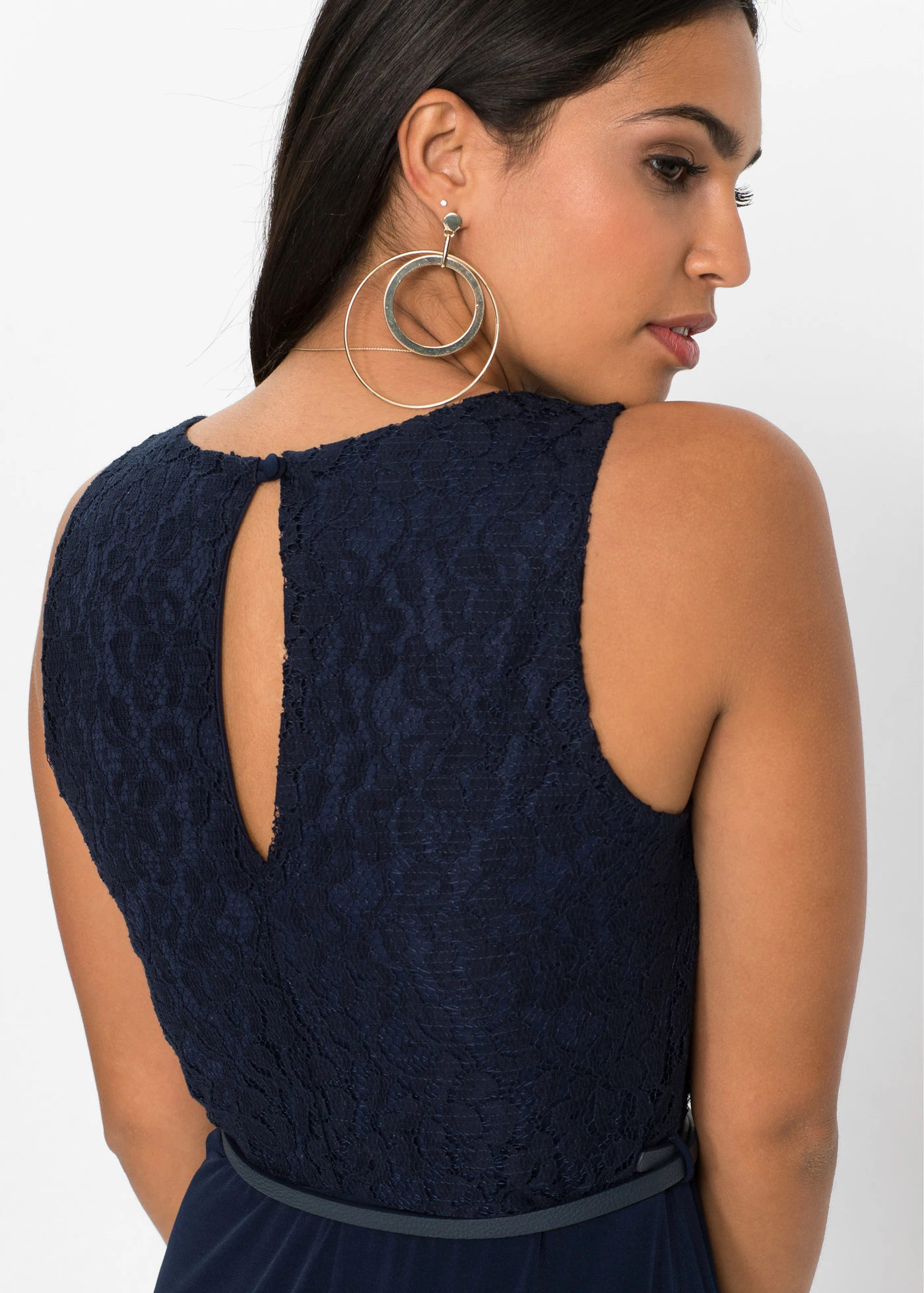 Dlouhé večerní šaty s páskem (2dílná souprava) • tmavě modrá • bonprix obchod