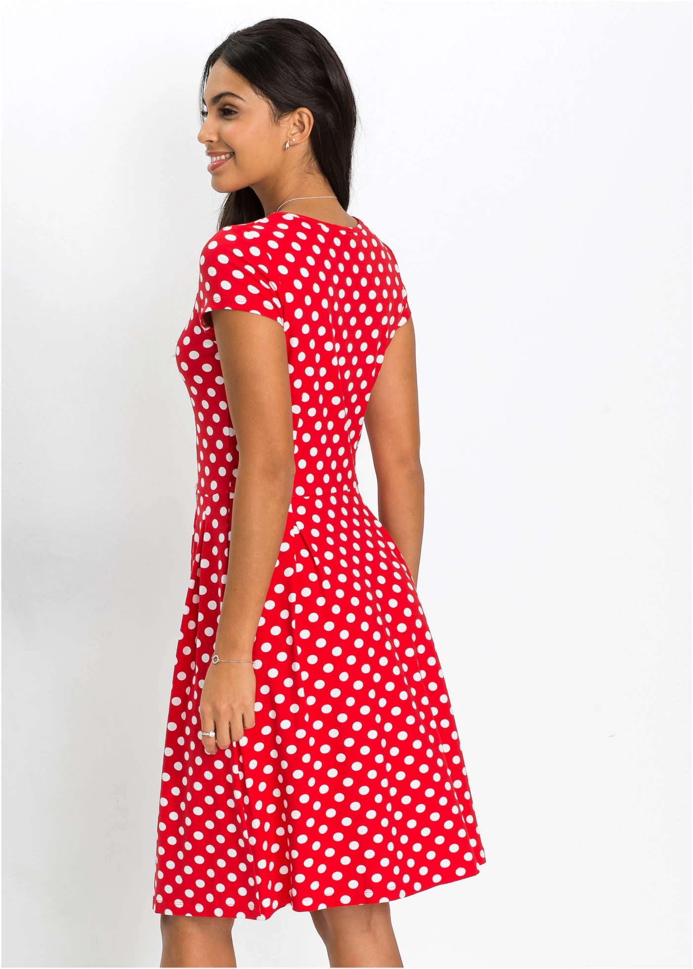 Robe en jersey viscose • fraise pois blanc • Boutique bonprix