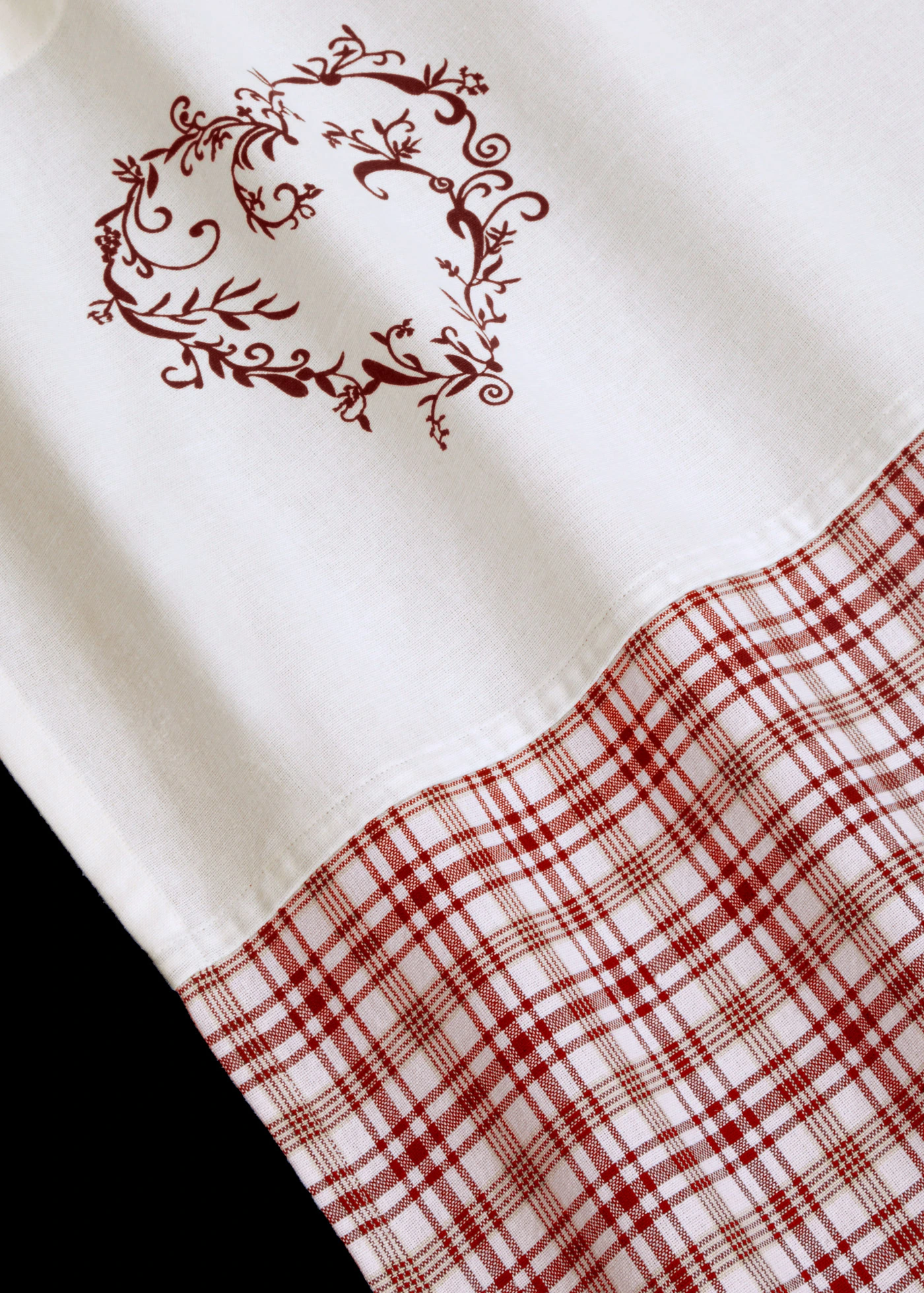 Draperie din bumbac organic, cu bentiță de drapare (1 buc.) • roșu cadrilat • magazin bonprix