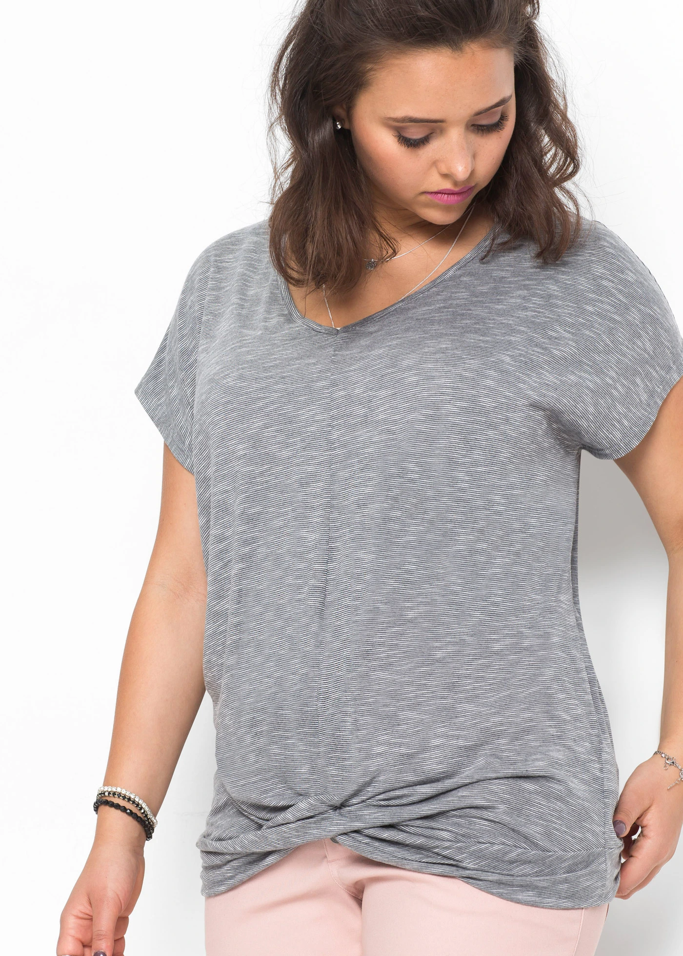 Shirt van viscosemix • kleigroen gemêleerd plus size • bonprix online shop