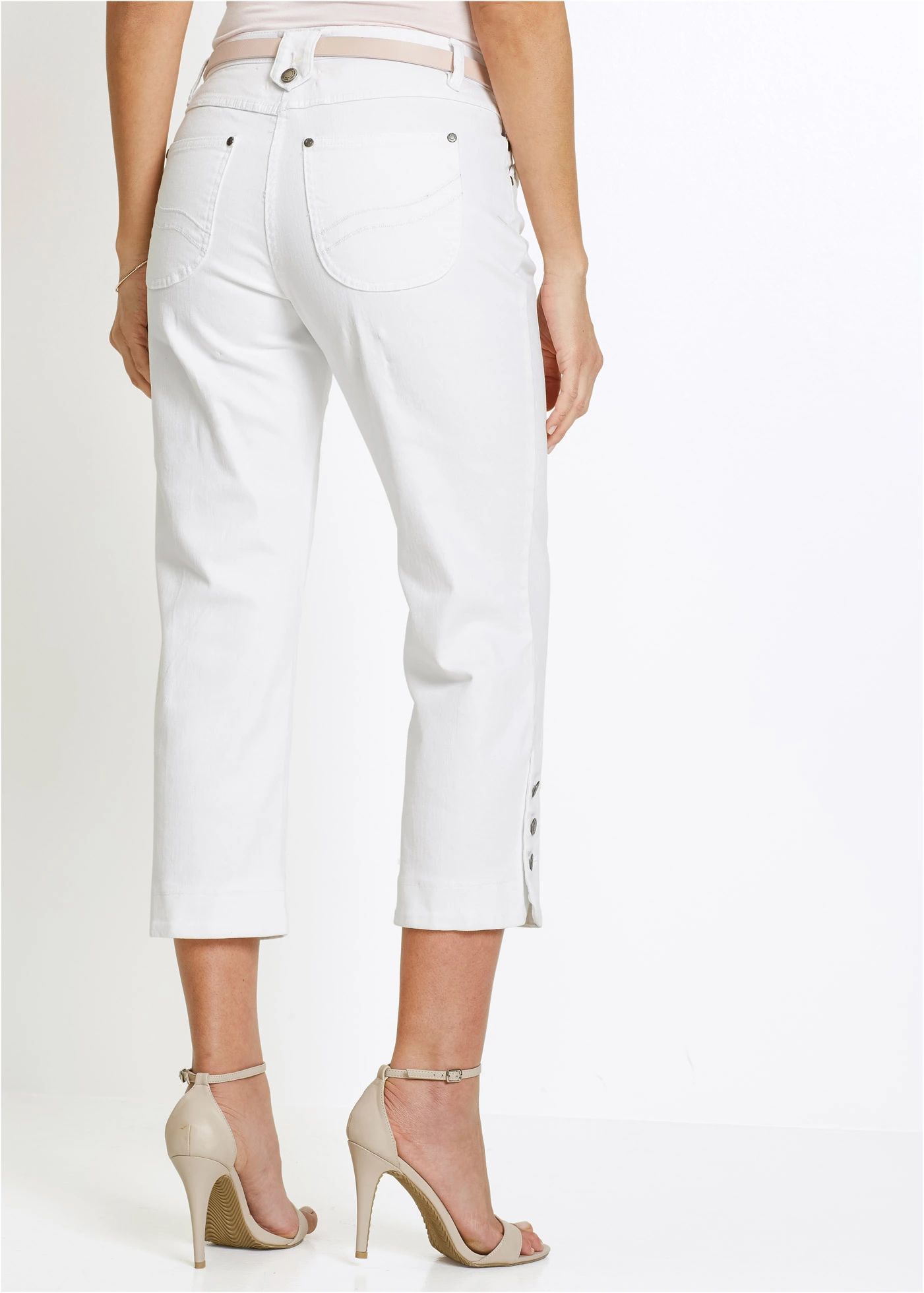 Capri džíny, Mid Waist • bílý denim • bonprix obchod