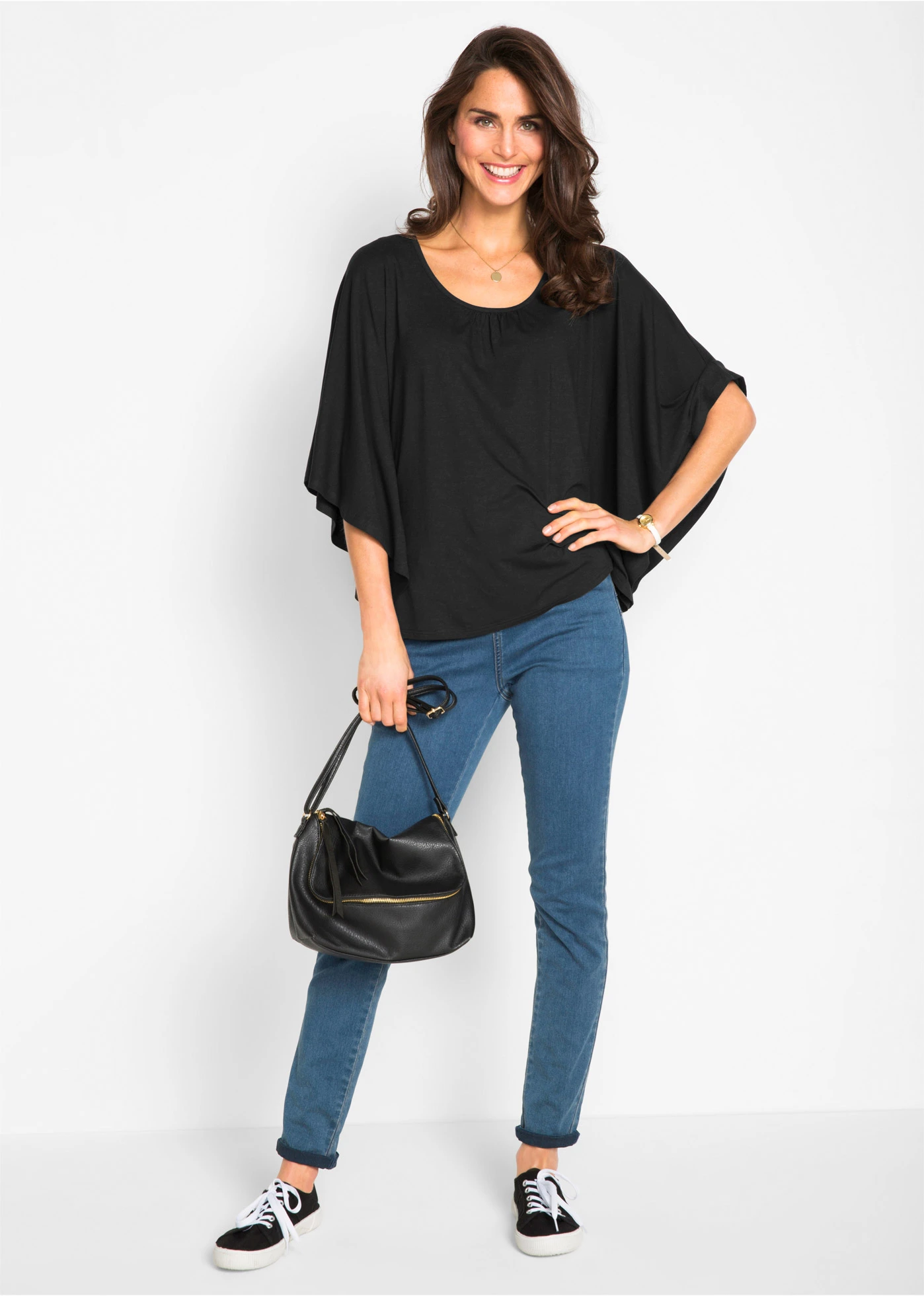 Shirt "nietoperz" z wiskozy • czarny • sklep bonprix