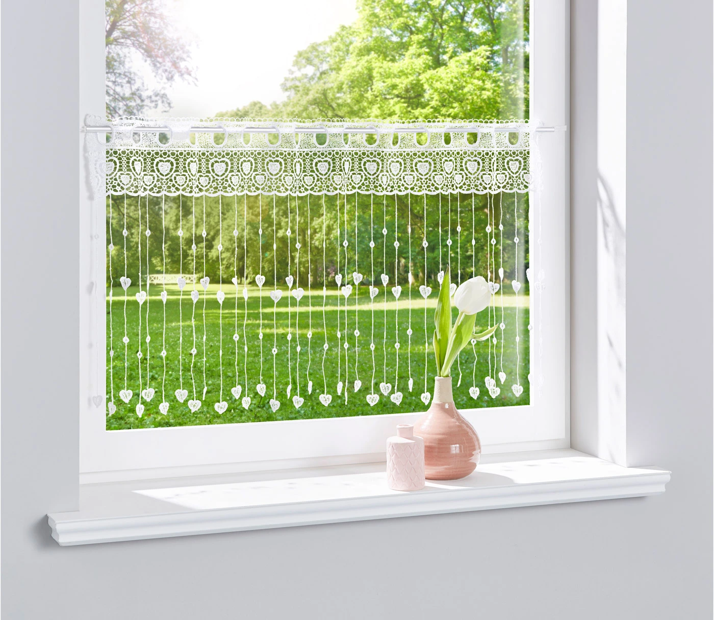 Vitrážková záclona se srdíčky • bílá • bonprix obchod