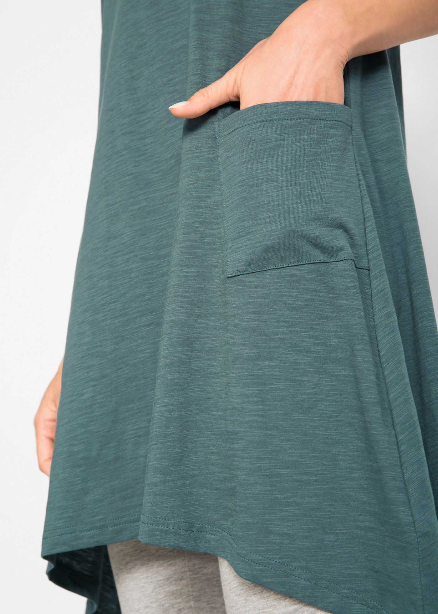 Korte, katoenen shirtjurk van slub garen • eucalyptusgroen • bonprix online shop