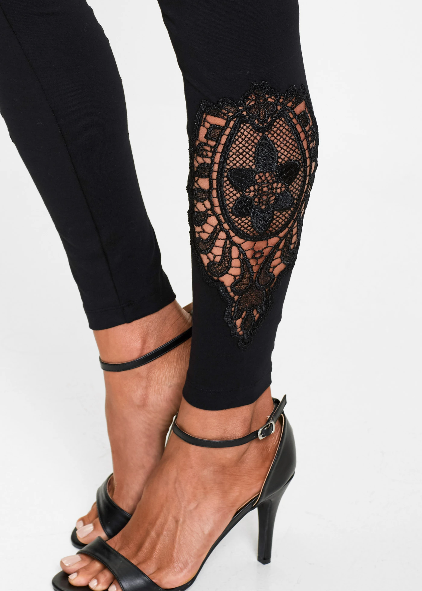 Colanţi cu dantelă • negru • magazin bonprix