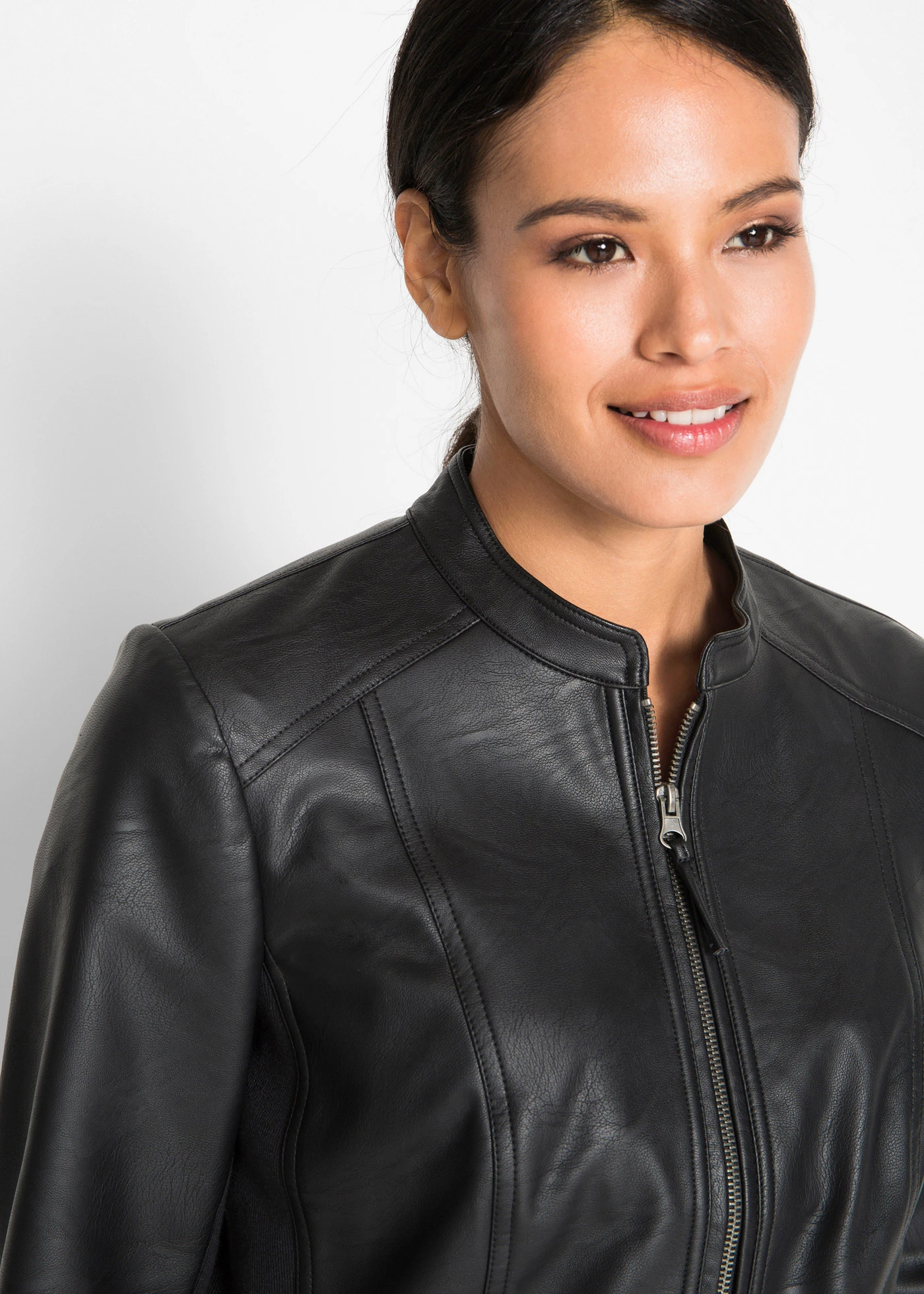 Veste enduite en viscose • noir • Boutique bonprix