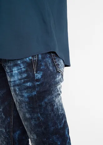 Halenka s krátkým rukávem, ze splývavé viskózy • tmavě modrá • bonprix obchod