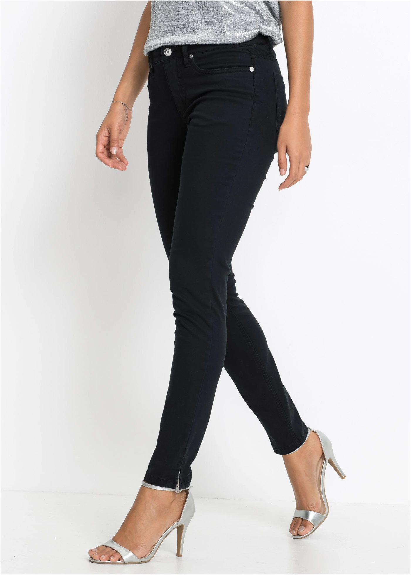 Skinny mid waist jeans, cropped • zwart • bonprix online shop