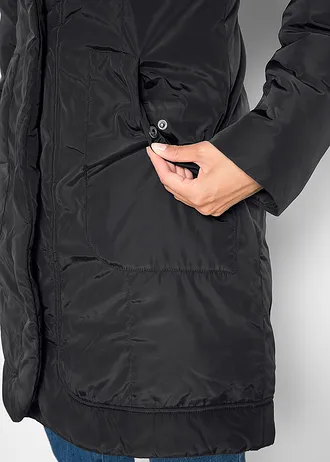 Manteau court légèrement rembourré à capuche • noir • Boutique bonprix