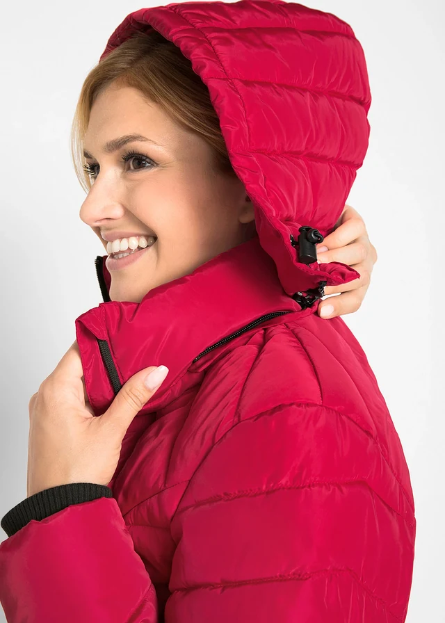 Veste longue matelassée, rembourrée • rouge • product-page.page-title-suffix