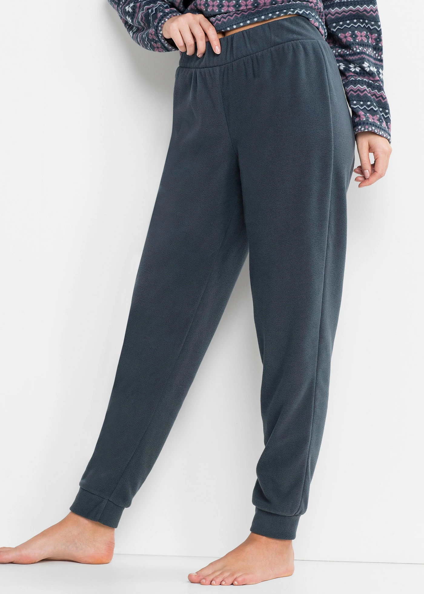 Costum casă din fleece • bleumarin intens • magazin bonprix