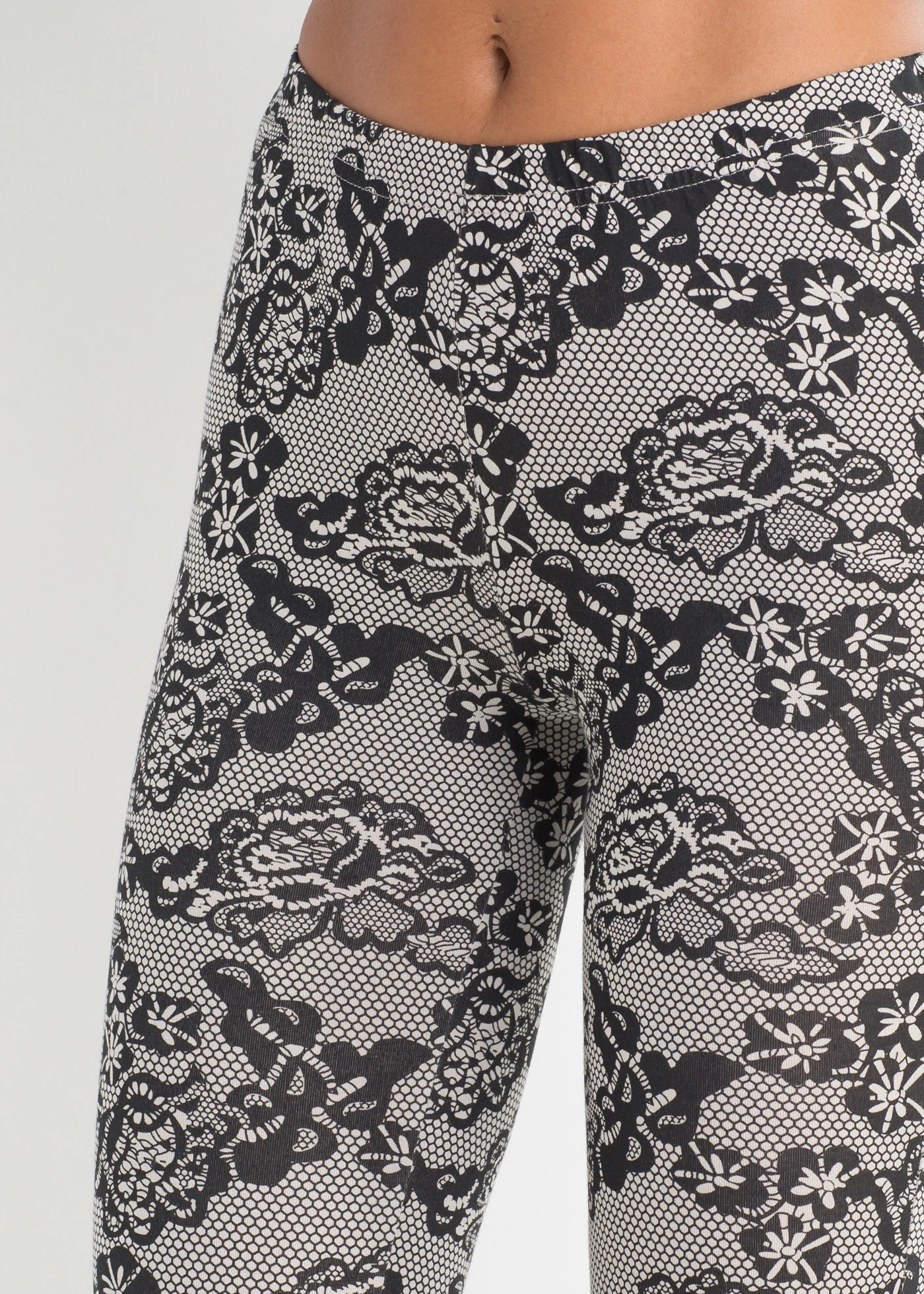 Pyjama avec legging • noir/gris imprimé • Boutique bonprix