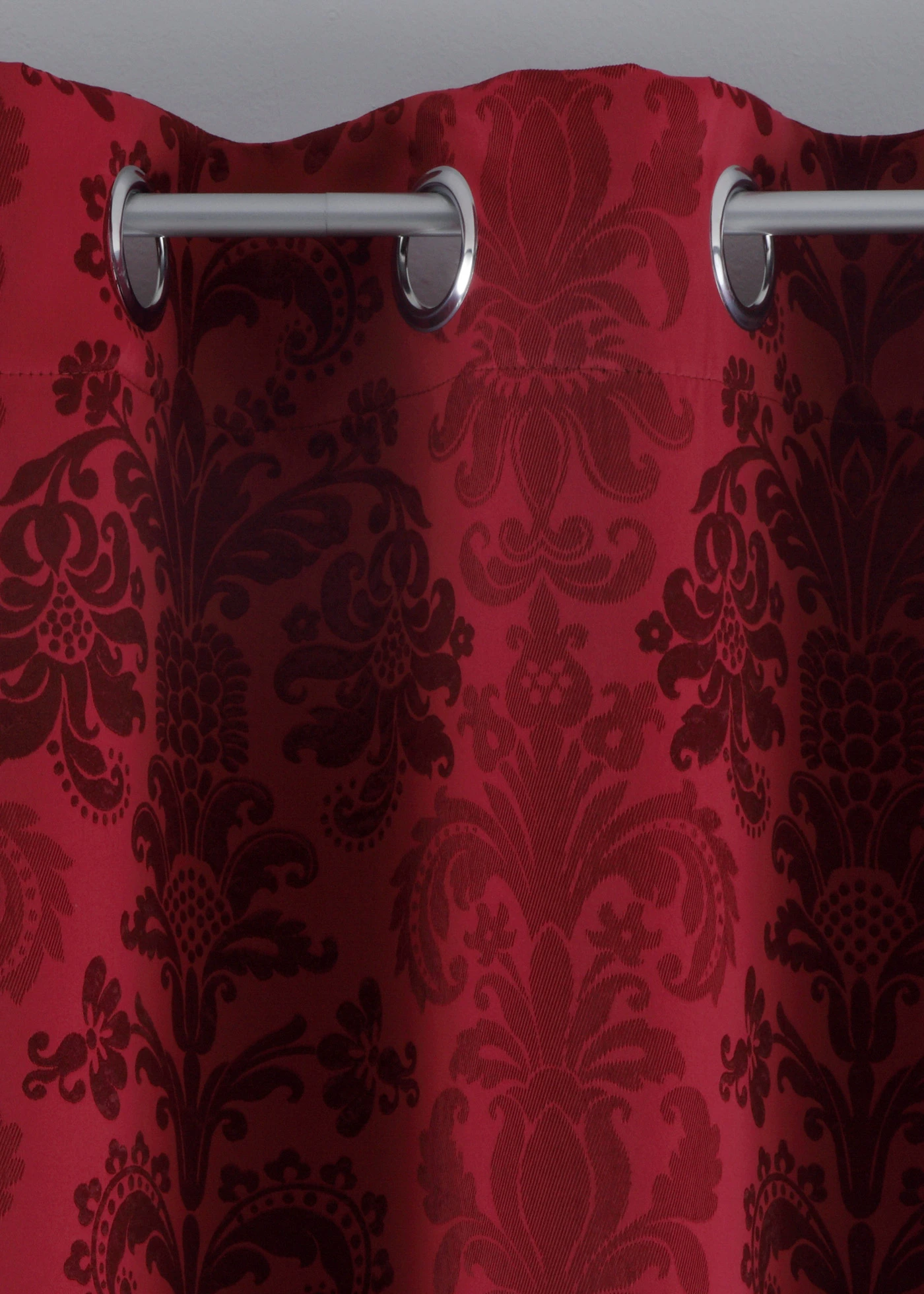 Verduisterend gordijn,in vele maten (1 stuk) • bordeaux • bonprix online shop