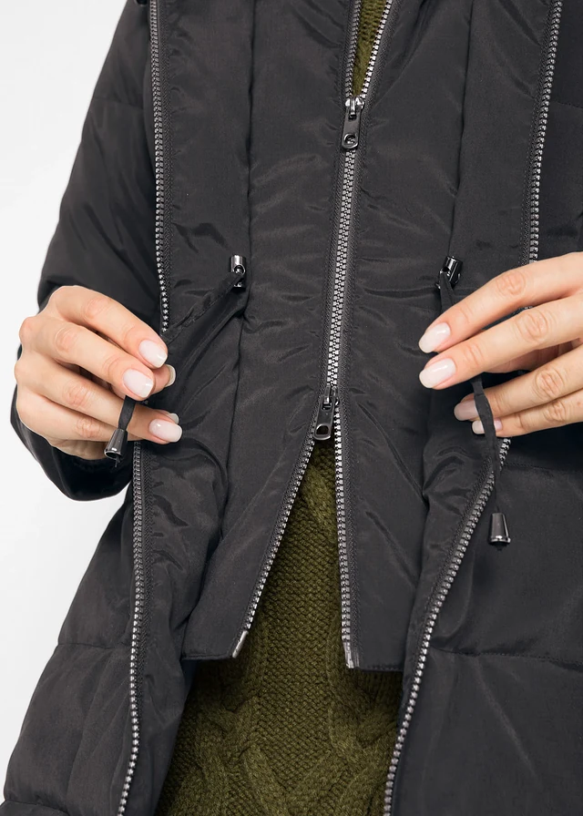 Veste matelassée à capuche, doublée • noir • product-page.page-title-suffix