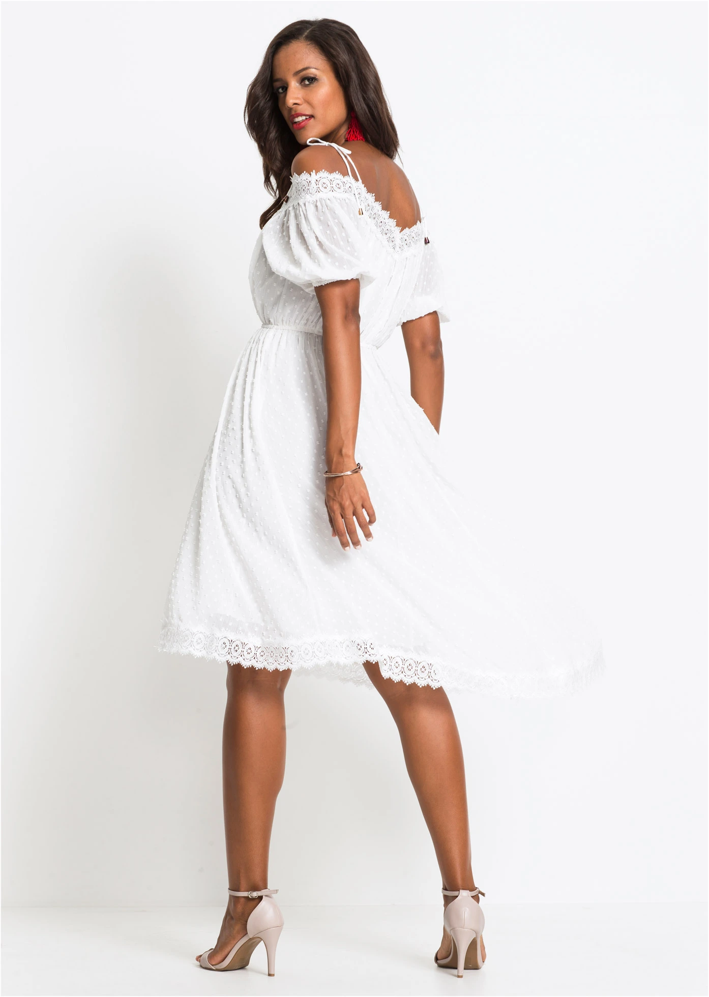 Jurk met spaghettibandjes met asymmetrische onderrand • wit • bonprix online shop