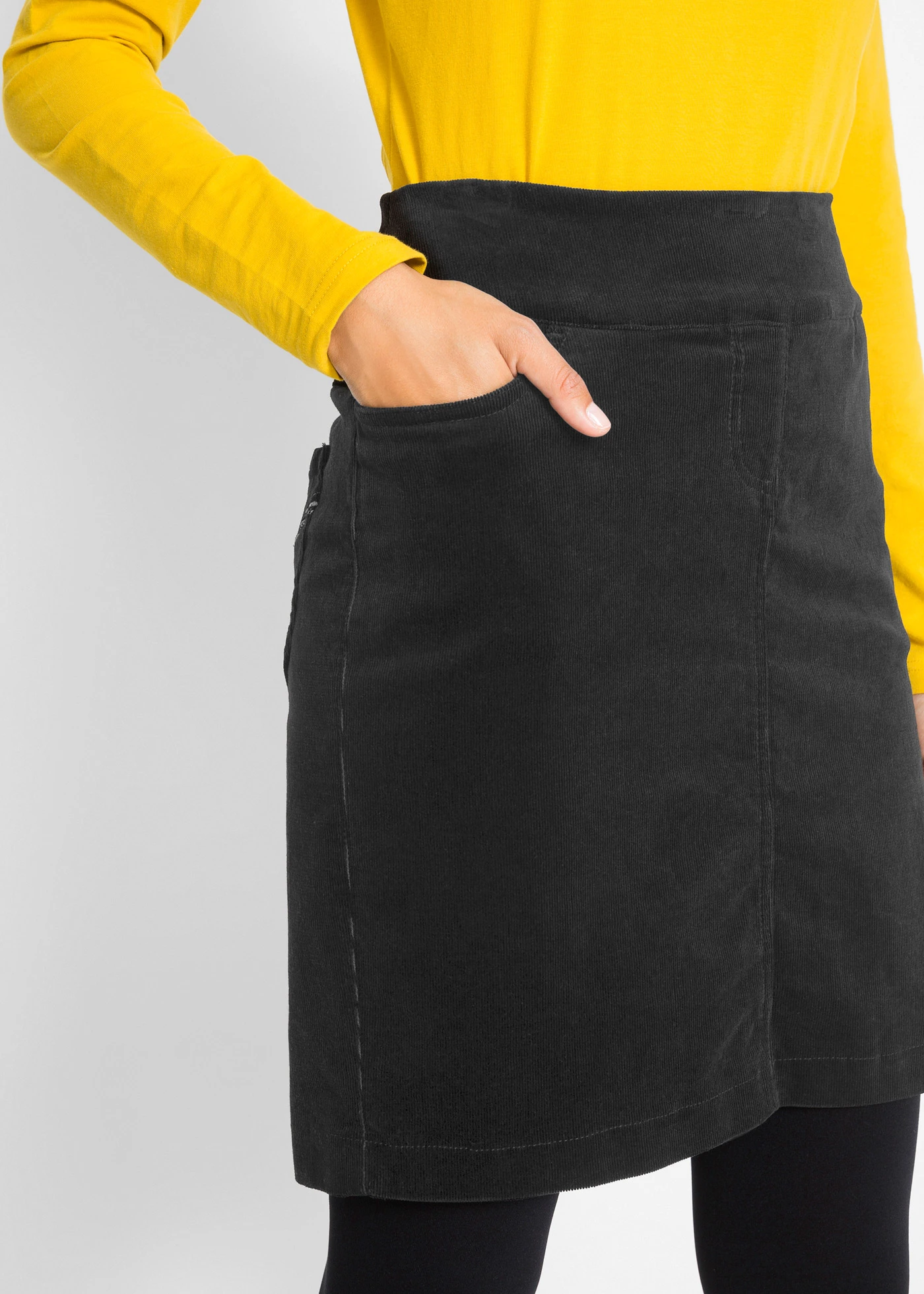 Strečová manšestrová sukně z bavlny s pohodlným pasem • černá • bonprix obchod