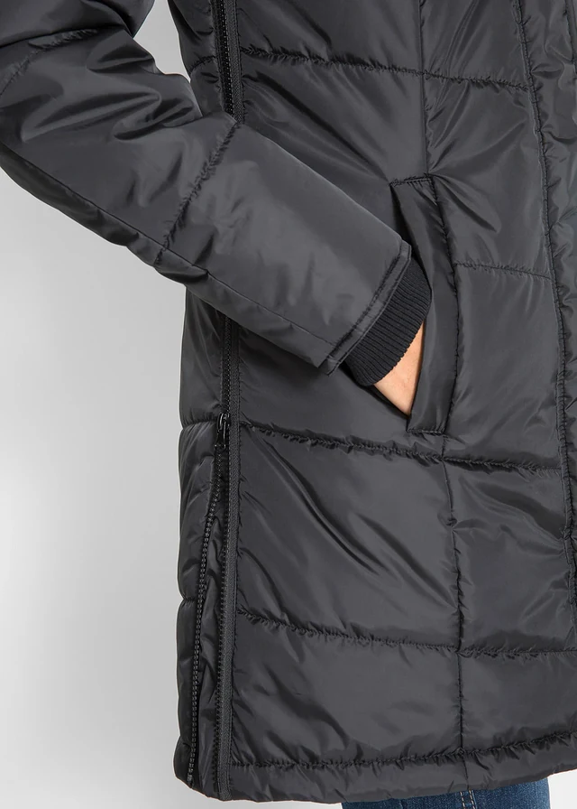 Lange gewatteerde jas met kraag en capuchon • zwart • product-page.page-title-suffix