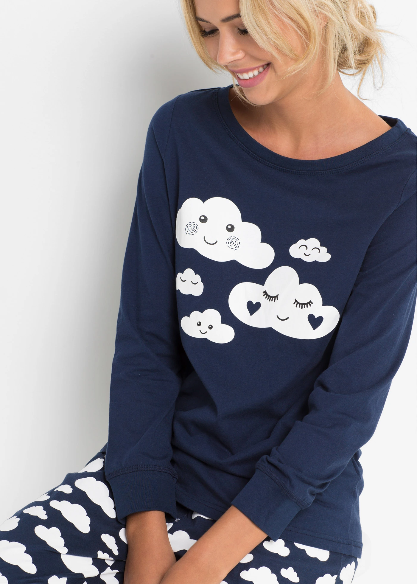 Pyjama van zuiver biologisch katoen • donkerblauw gedessineerd • bonprix online shop