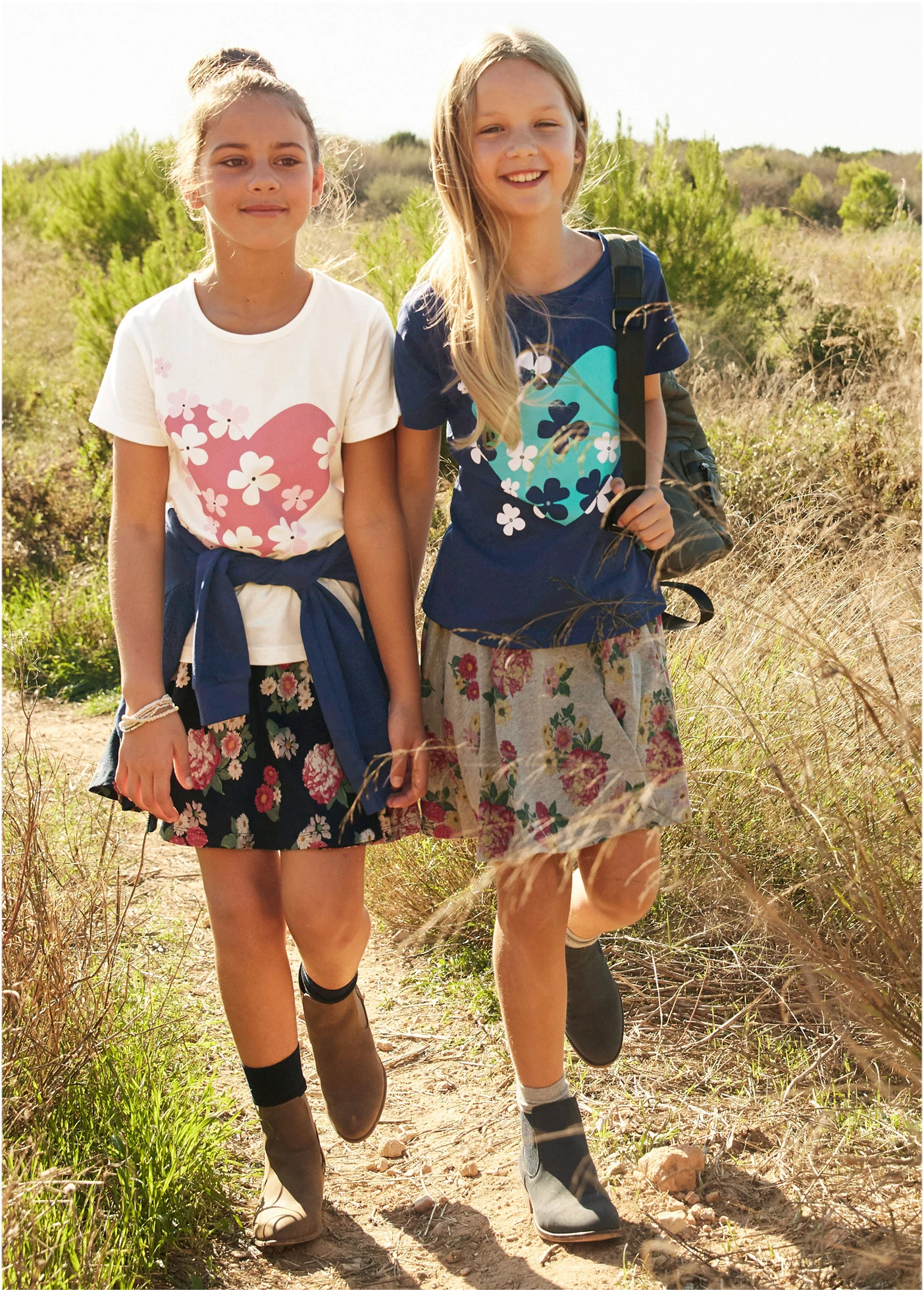 Lot de 2 T-shirts 100% coton • écru-bleu foncé • Boutique bonprix