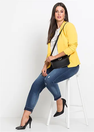 Blejzr, barva: kanárkově žlutá