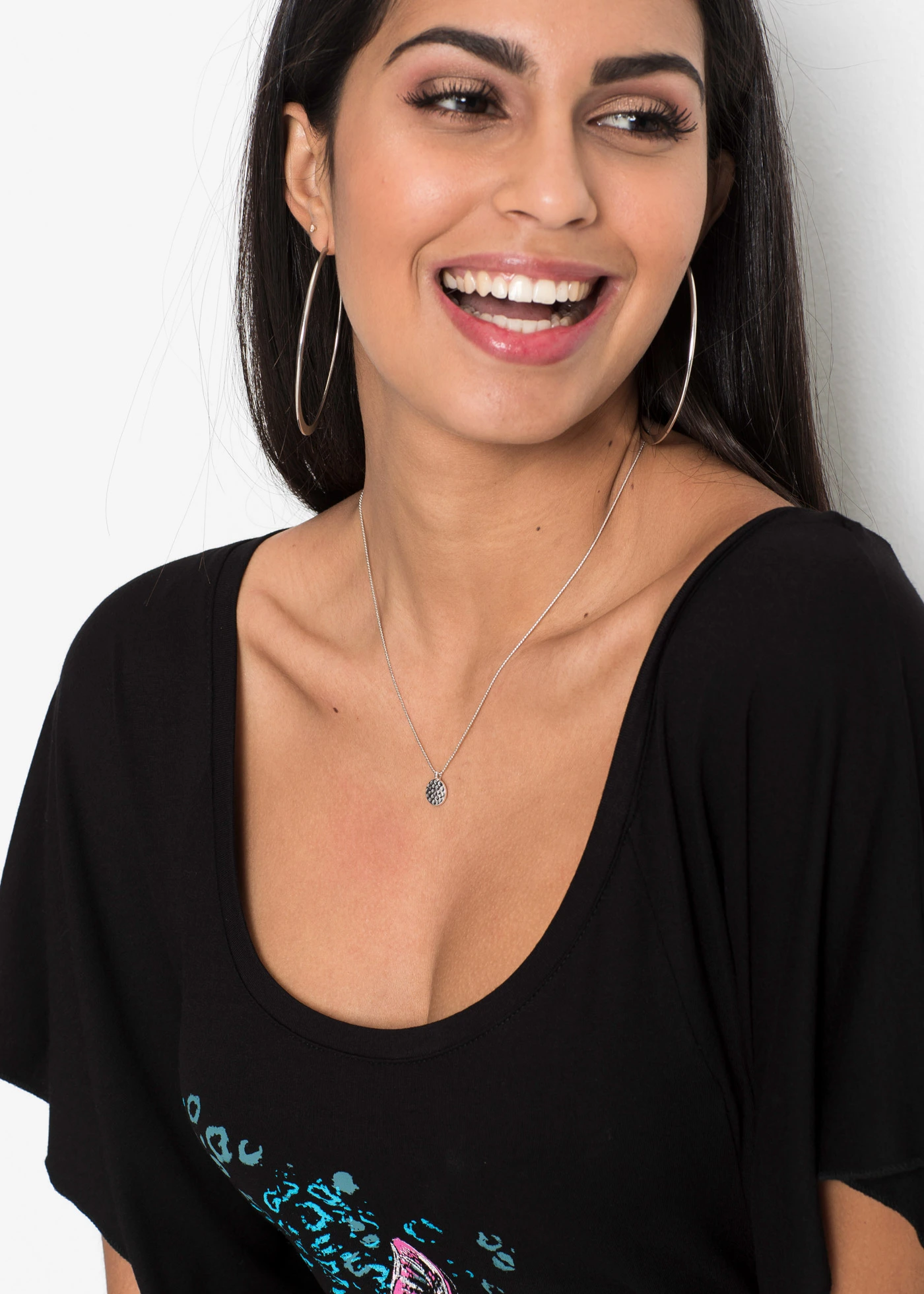 Triko • černá s potiskem • bonprix obchod