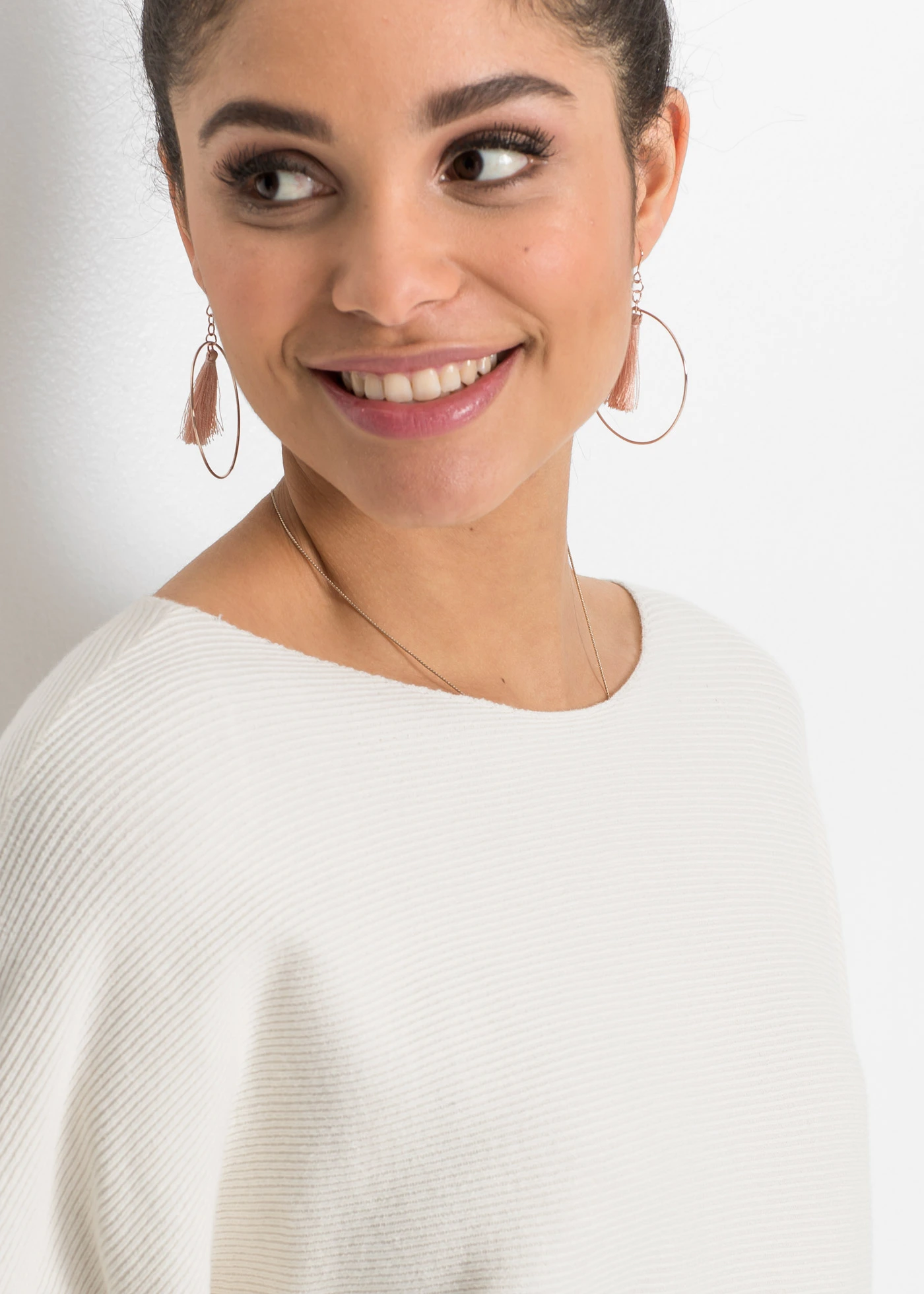 Oversized žebrovaný svetr • krémově bílá • bonprix obchod