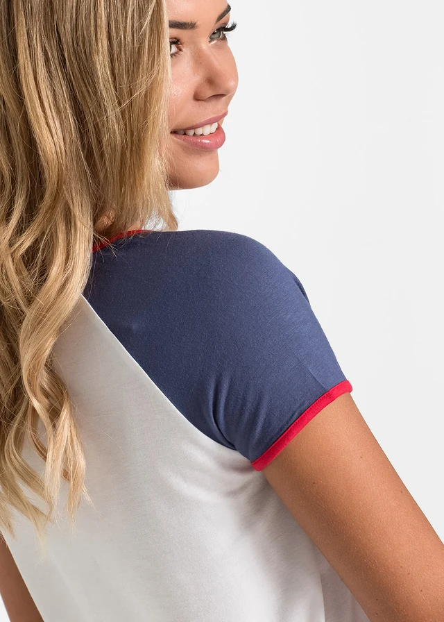 T-shirt van zachte viscose • wit-rood-indigo met print • product-page.page-title-suffix