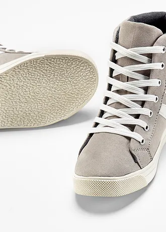 Hoge sneakers • lichtgrijs • bonprix online shop