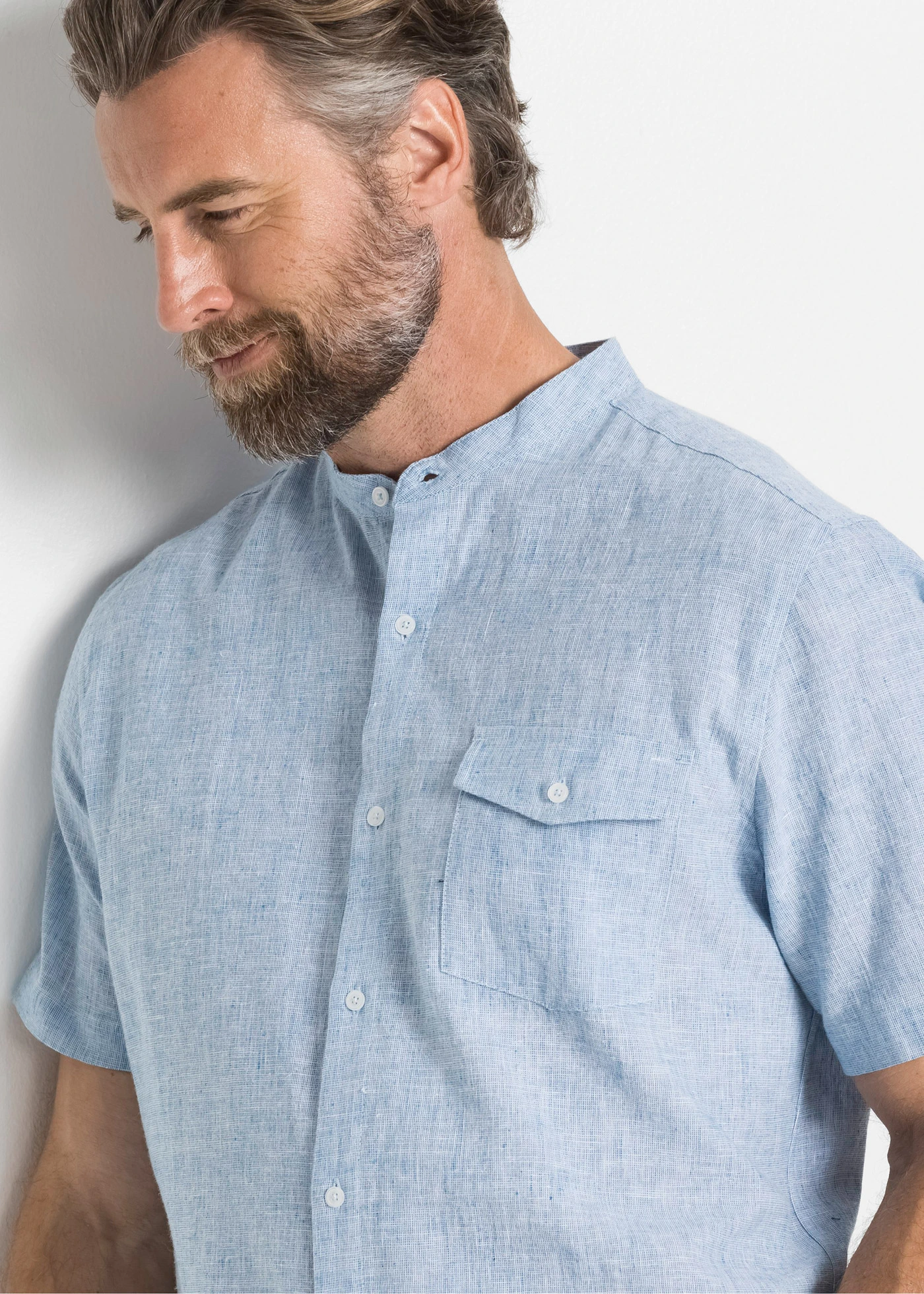 Overhemd met korte mouwen in een luchtige linnenmix • lichtblauw gemêleerd • bonprix online shop