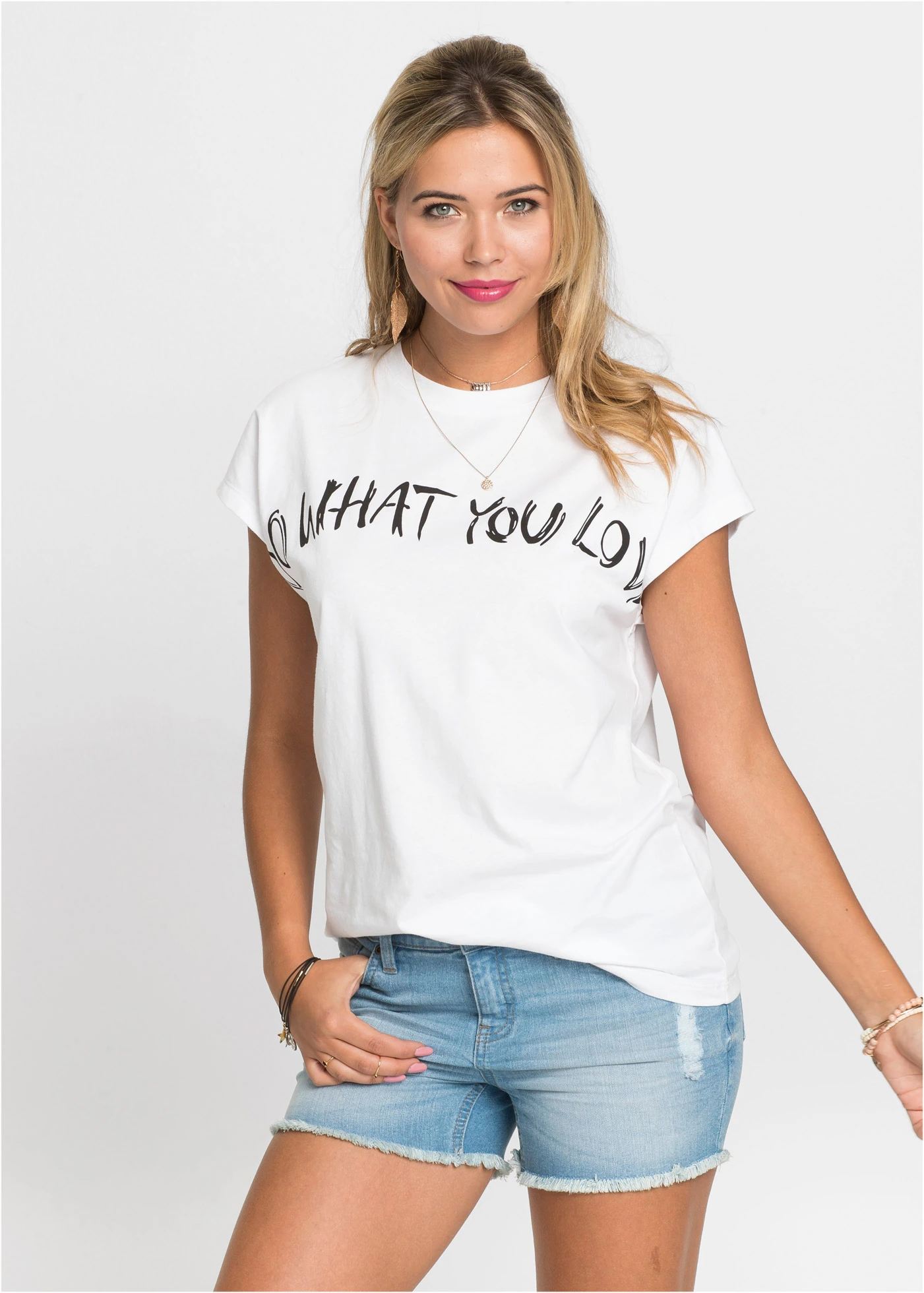 T-shirt oversize z czystej bawełny organicznej • biały z napisem • sklep bonprix