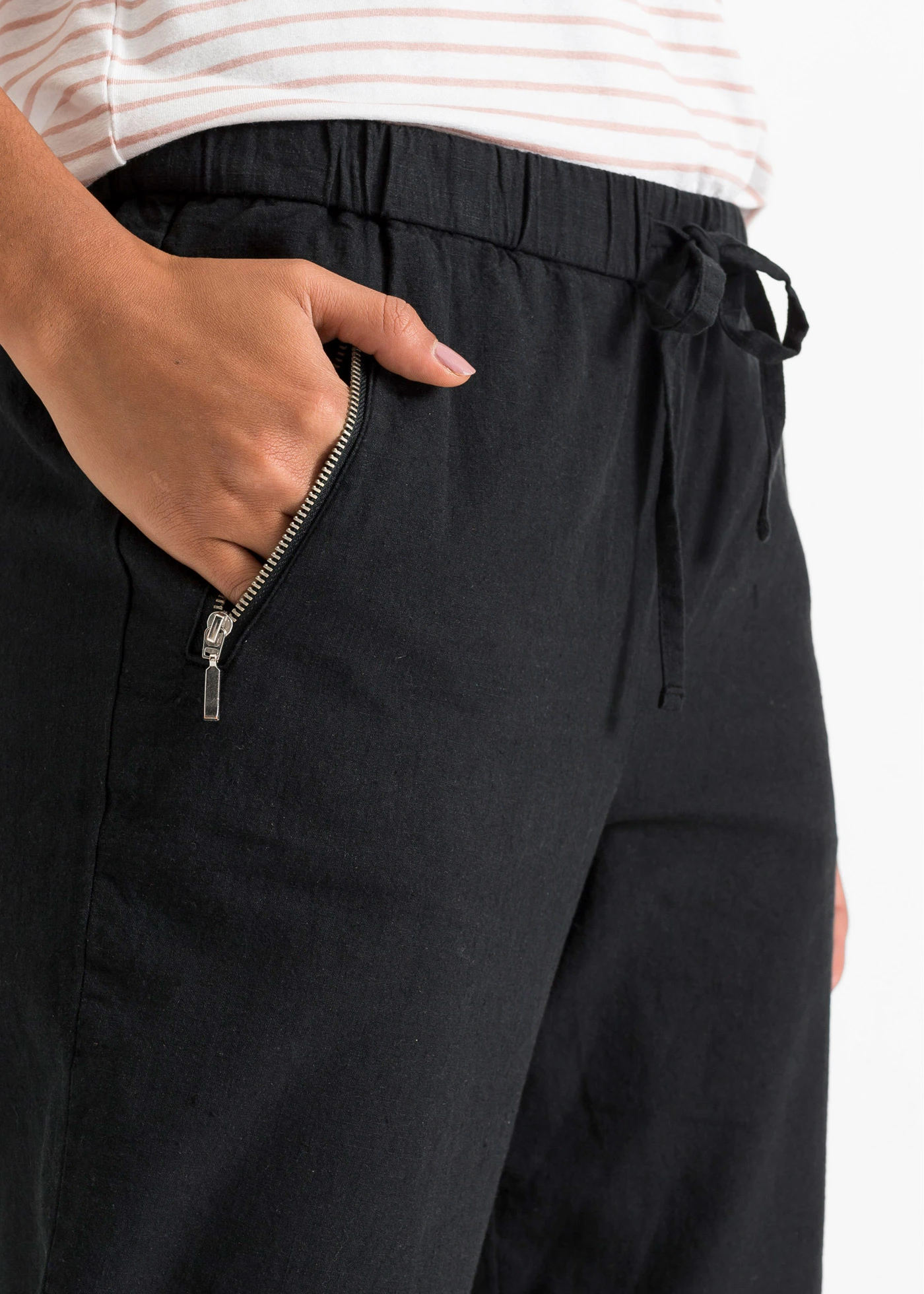 Pantalon 7/8 léger en lin et coton • noir • Boutique bonprix