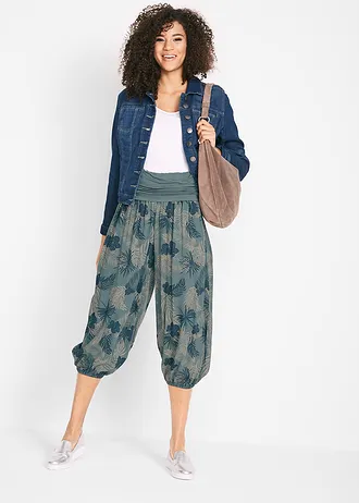 3/4 kalhoty ze splývavé směsi s viskózou, barva: eukalyptově zelená s květy