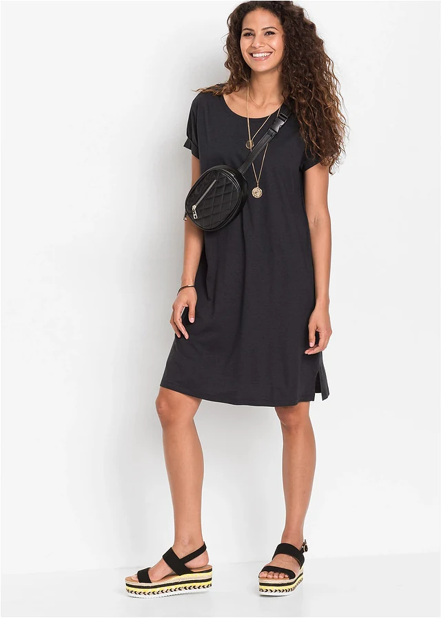 Robe T-shirt oversize • noir • product-page.page-title-suffix