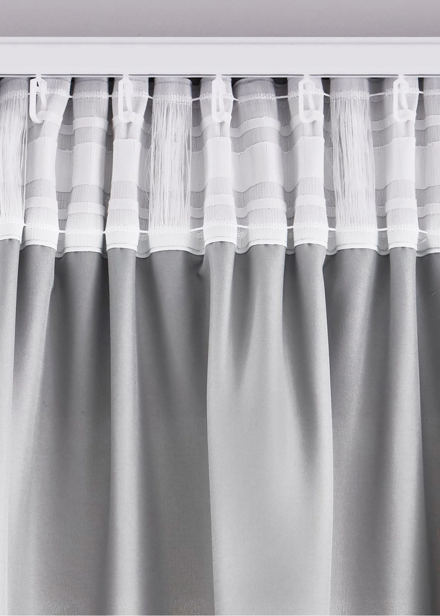 Lot de 2 rideaux en microfibre • gris/argenté • Boutique bonprix