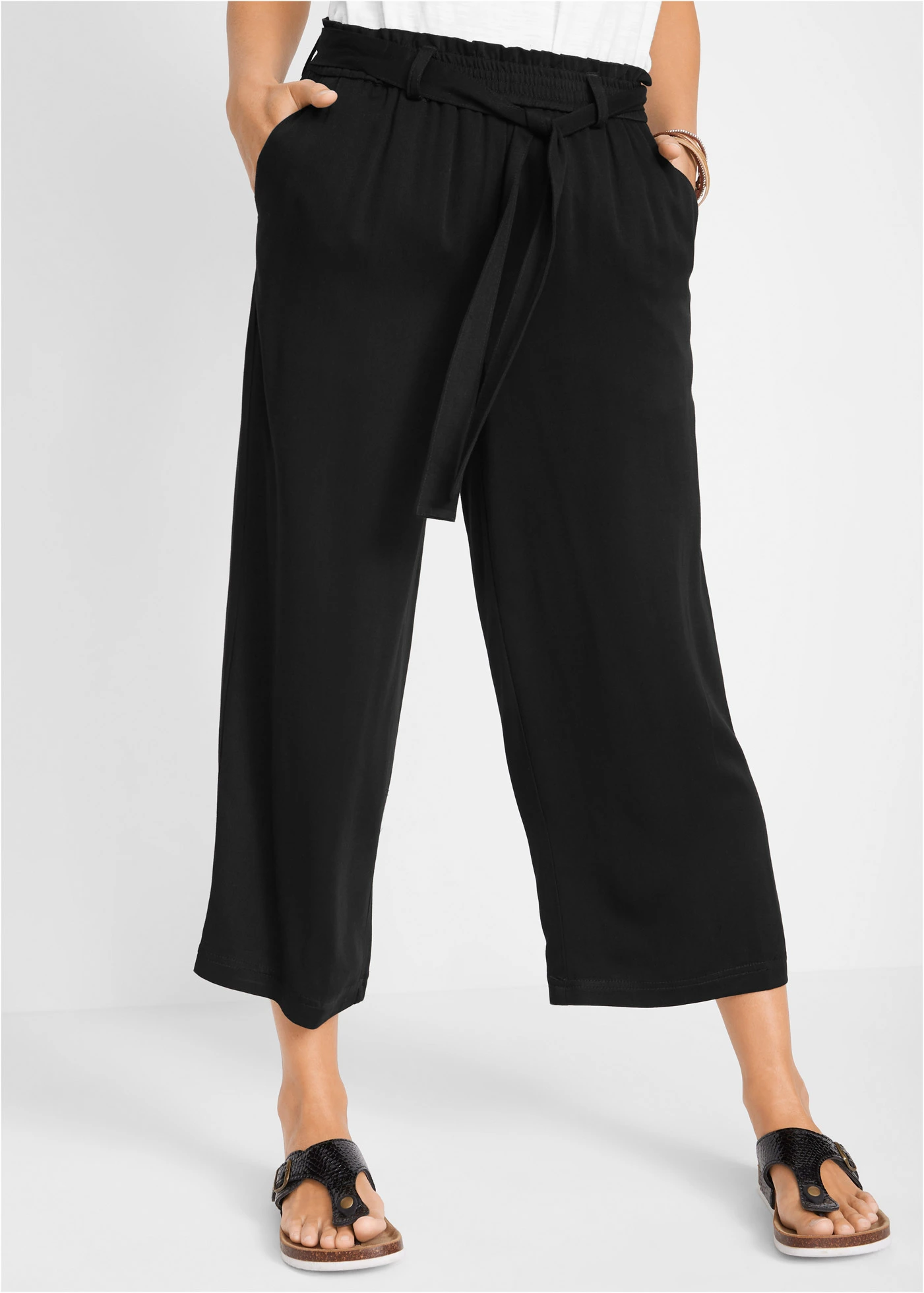 Pantaloni culotte din viscoză fluidă • negru • magazin bonprix