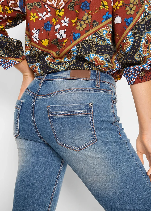 Straight stretch jeans, mid waist • blauw denim • product-page.page-title-suffix