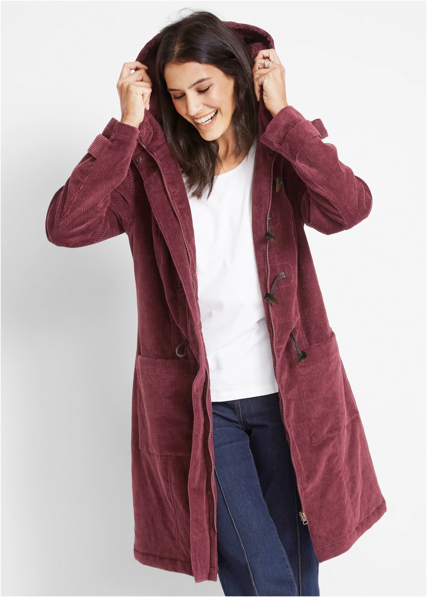 Duffle-coat en velours côtelé doublé, mi-long • rouge érable • Boutique bonprix
