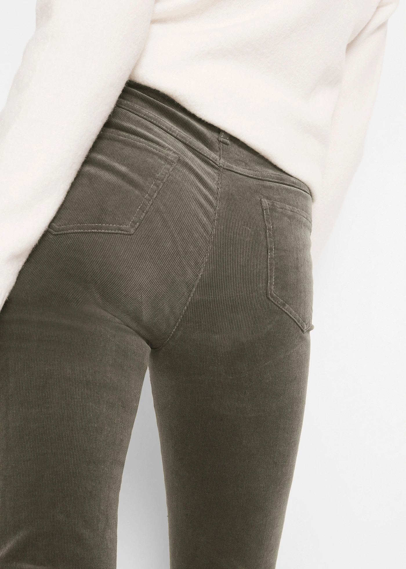 Strečové kordové nohavice • tmavoolivová • obchod bonprix