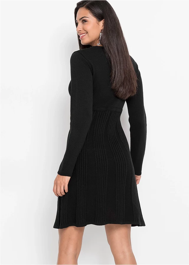Robe en maille • noir • product-page.page-title-suffix