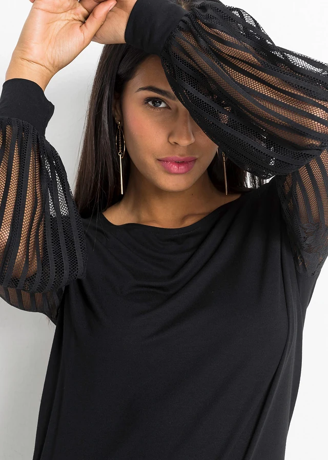 Longsleeve met kanten mouwen • zwart • product-page.page-title-suffix