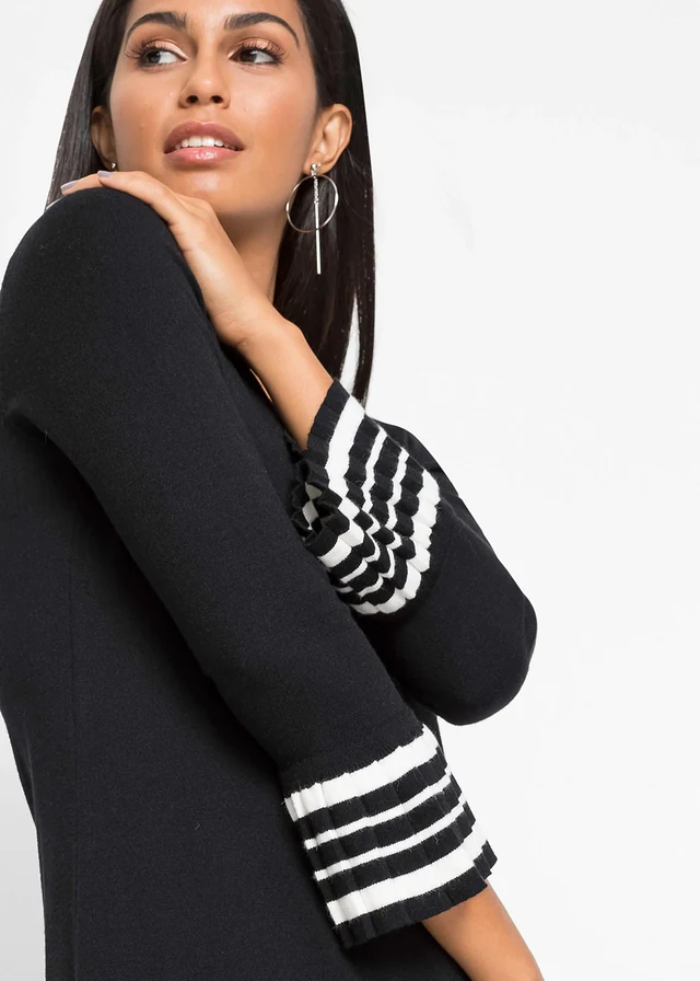 Gebreide jurk met geplisseerde rok • zwart-wolwit gestreept • product-page.page-title-suffix