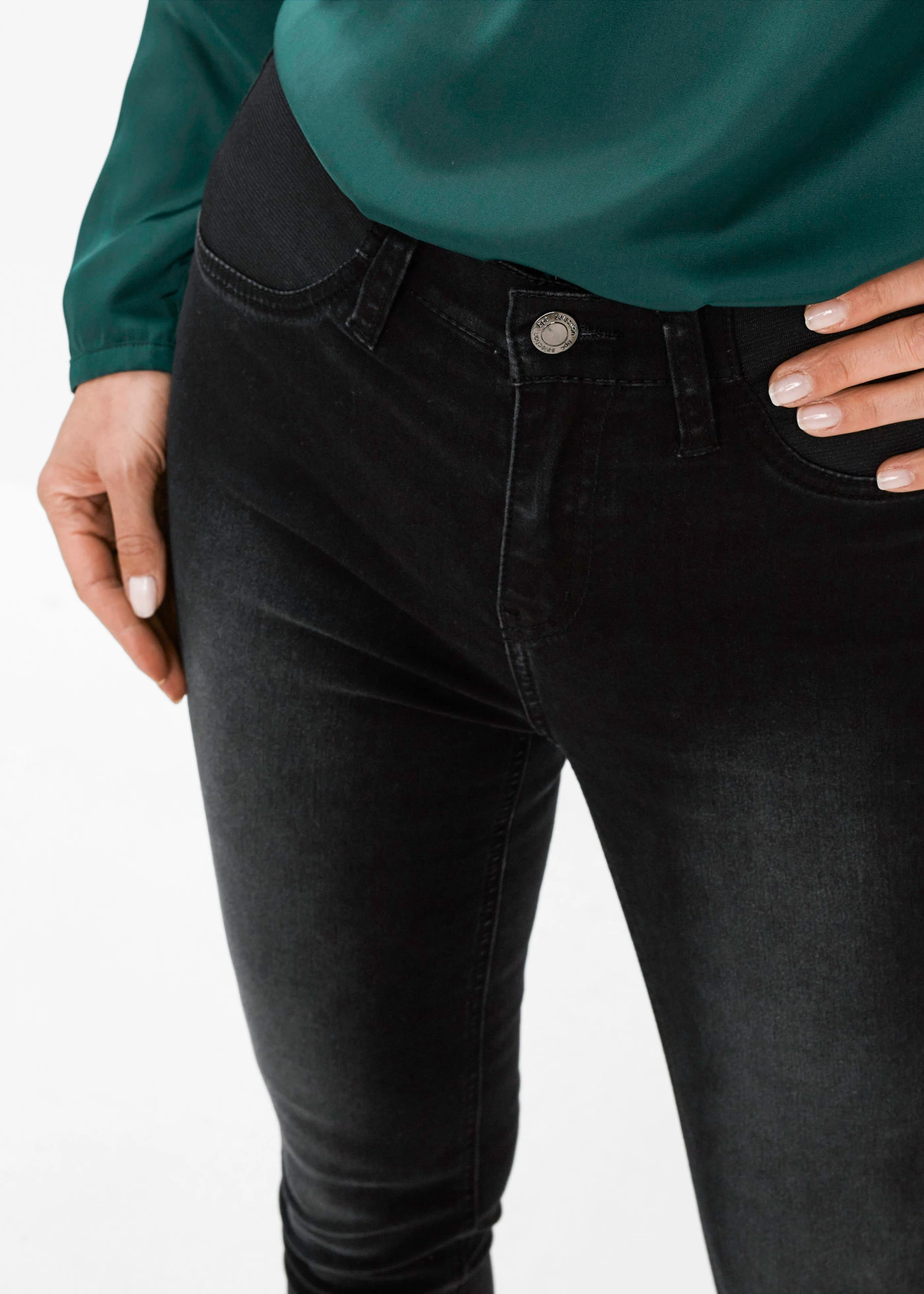 Skinny džíny Mid Waist, s podílem streče • černý denim • bonprix obchod