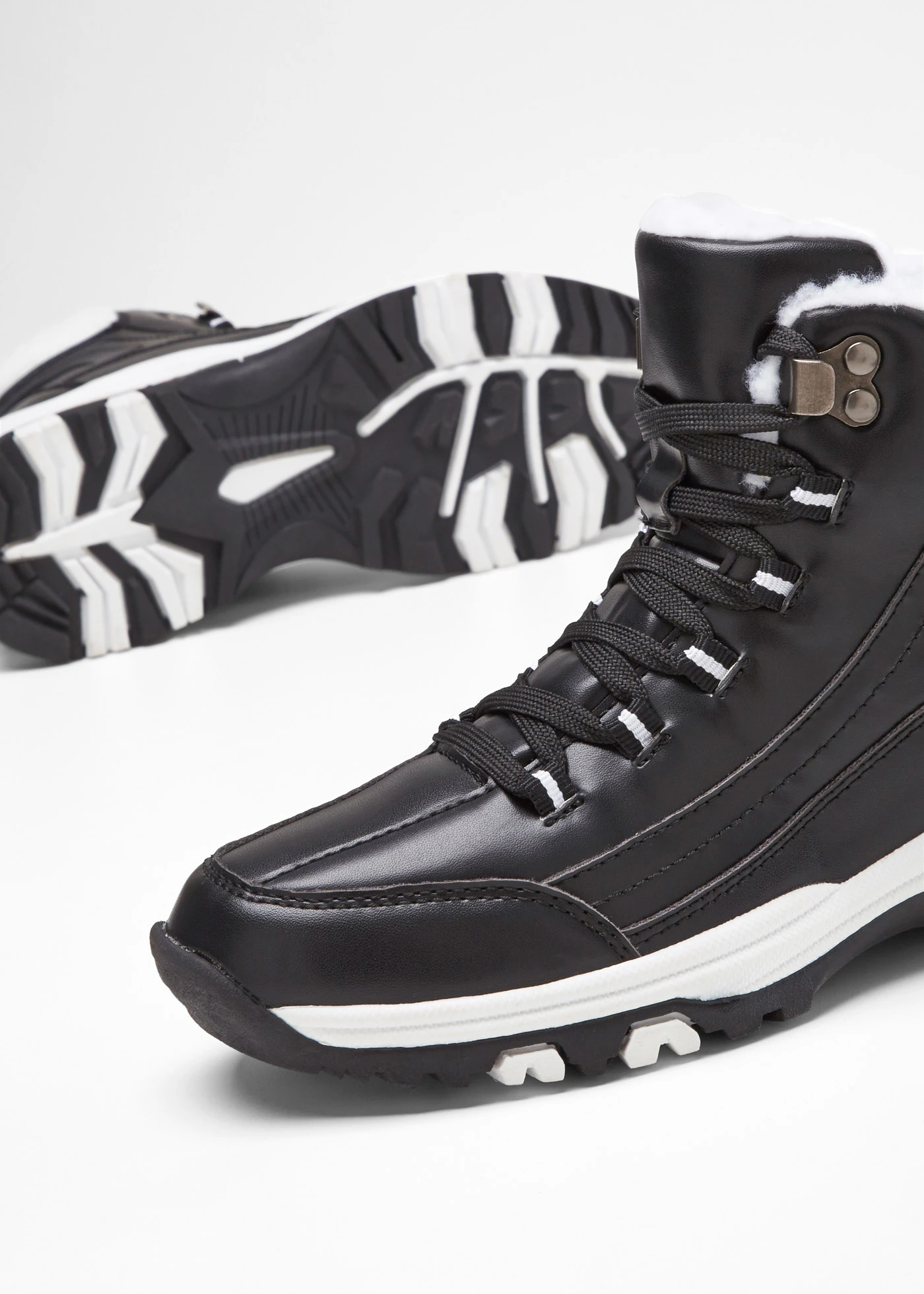 Šněrovací kotníková obuv • černá • bonprix obchod